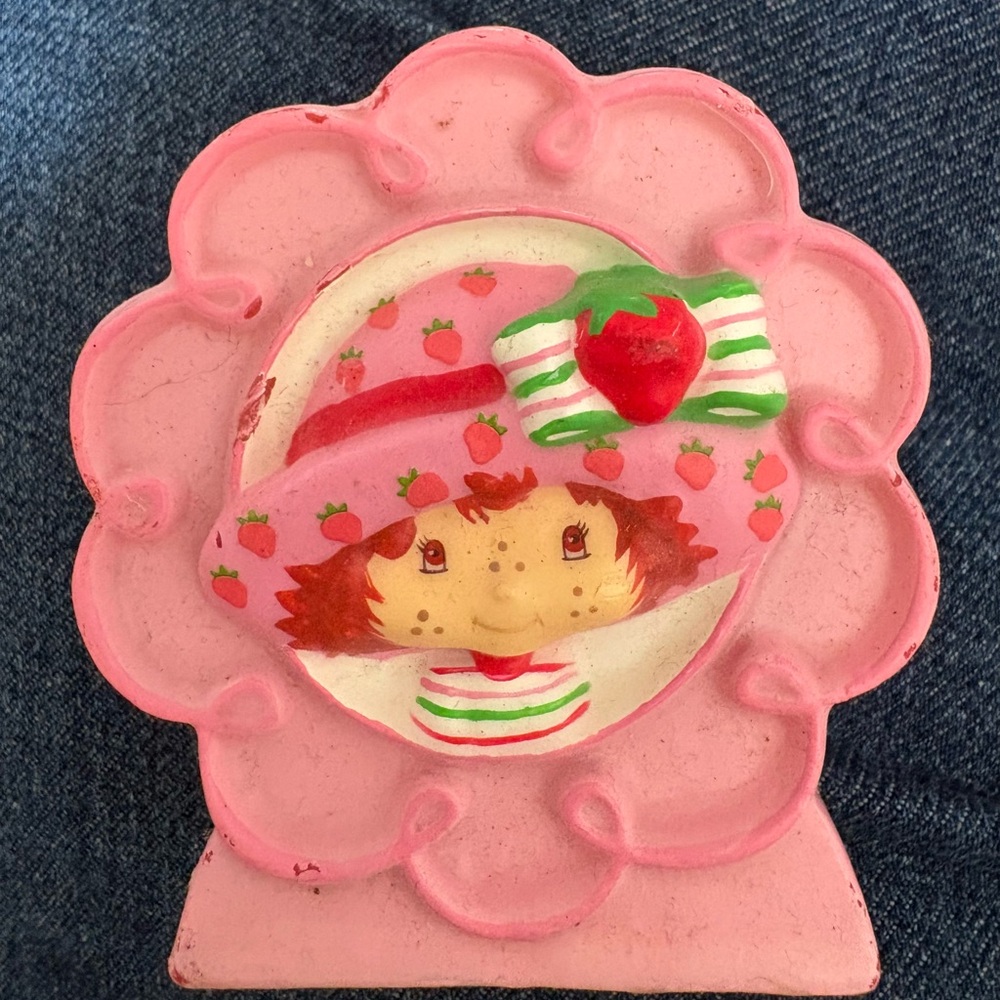 Vintage Strawberry Shortcake Candle